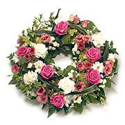 Traditional Loose Style Open Wreath