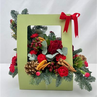 Traditional Christmas Living Card