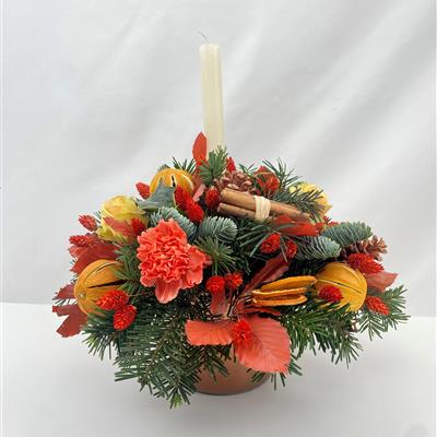 Traditonal Gold Table centre